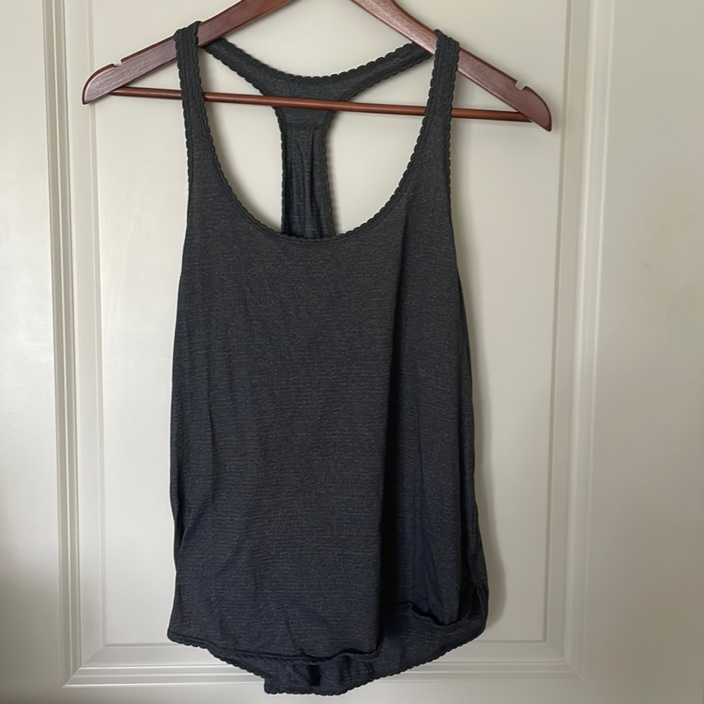 NWOT Lululemon Tank dark grey size 6